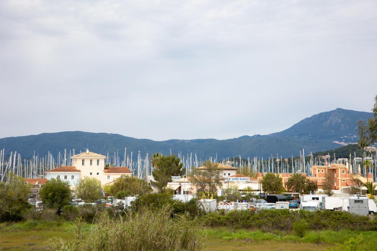 Konstantino'S Corfu Marina View Apartment Kontokali Exterior foto